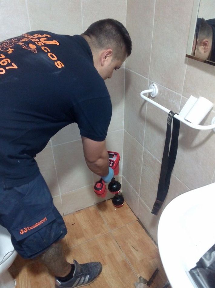 928 079 767 / 674 253 452. Desatascos en Las Palmas. Desatascos urgente 24 horas en las palmas.