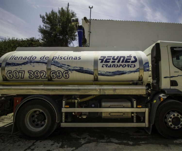 Llenamos tus piscinas