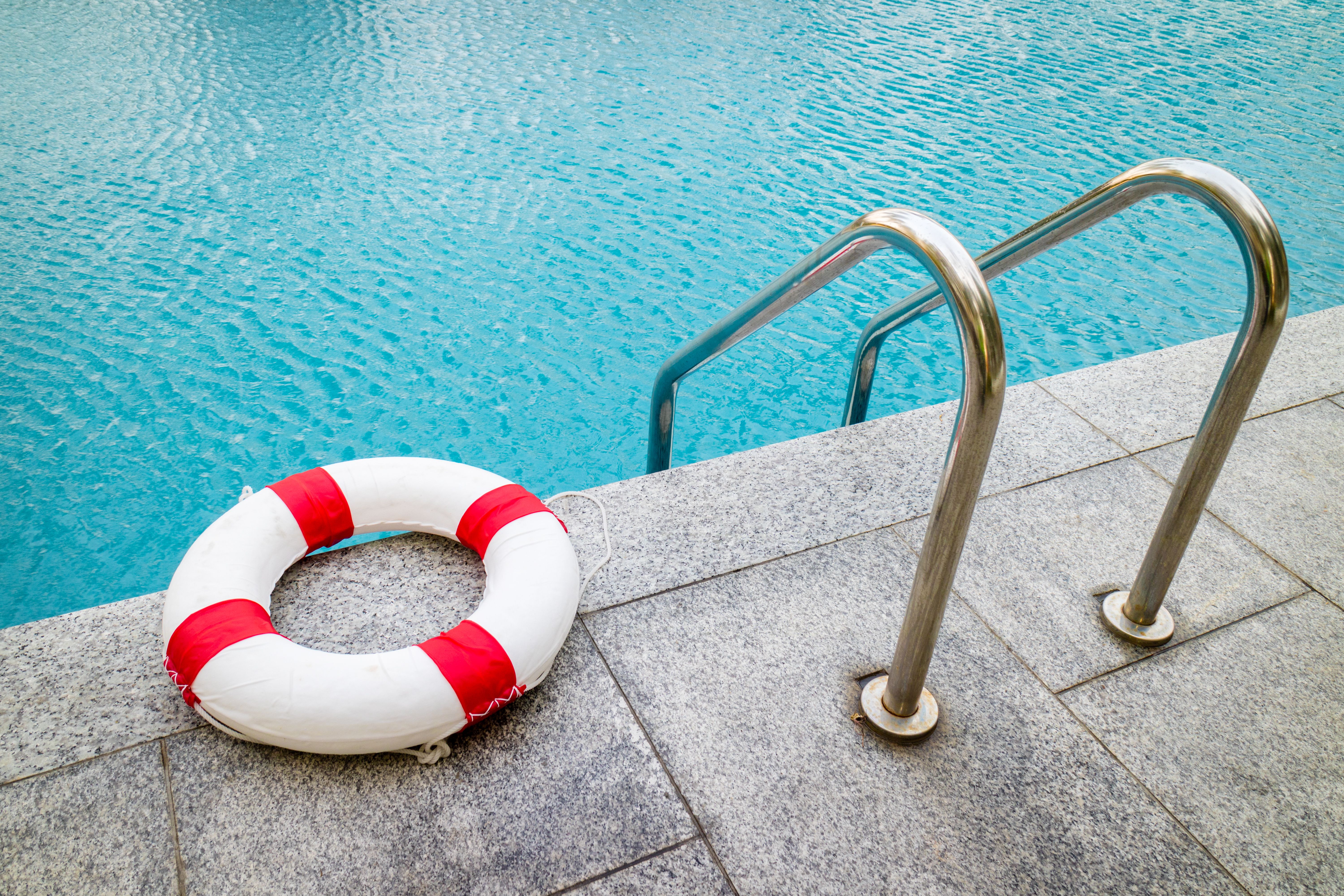 Mantenimiento de piscinas en invierno y verano