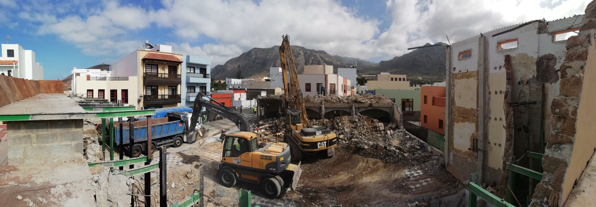 Trabajos de excavación en Tenerife