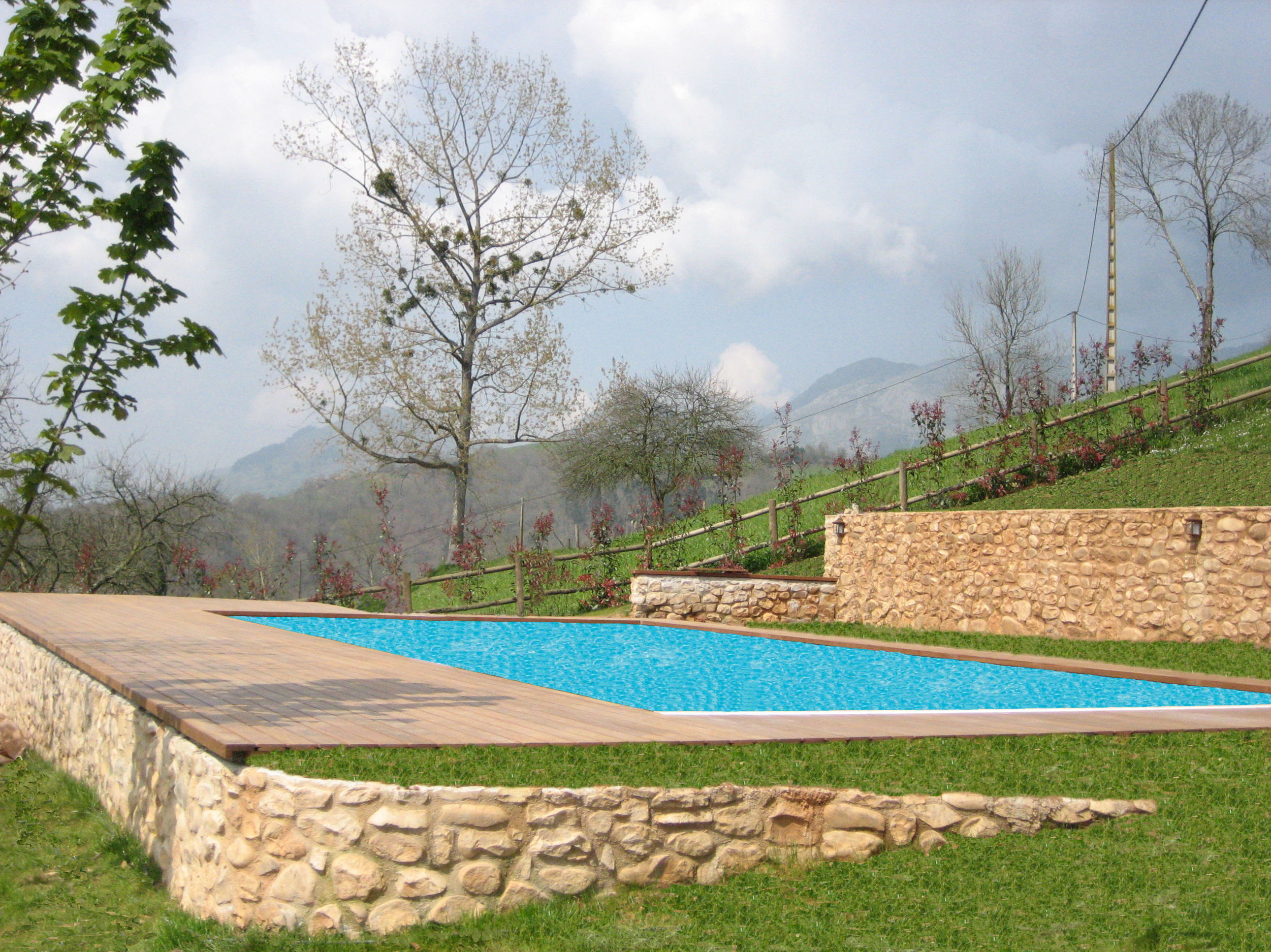 piscina tarima exterior ASTURIAS