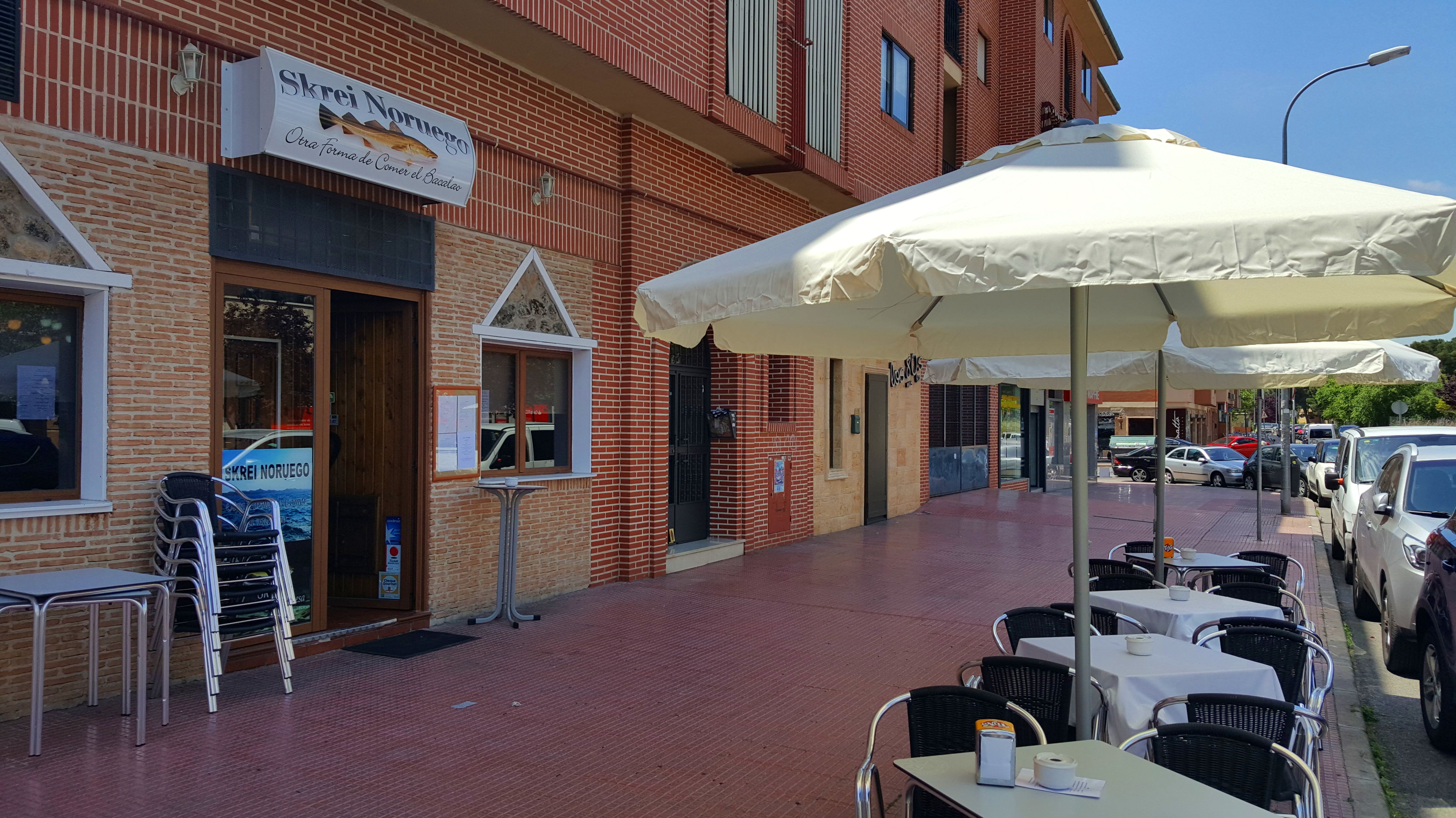 Disfruta de Nuestra Terraza de Verano