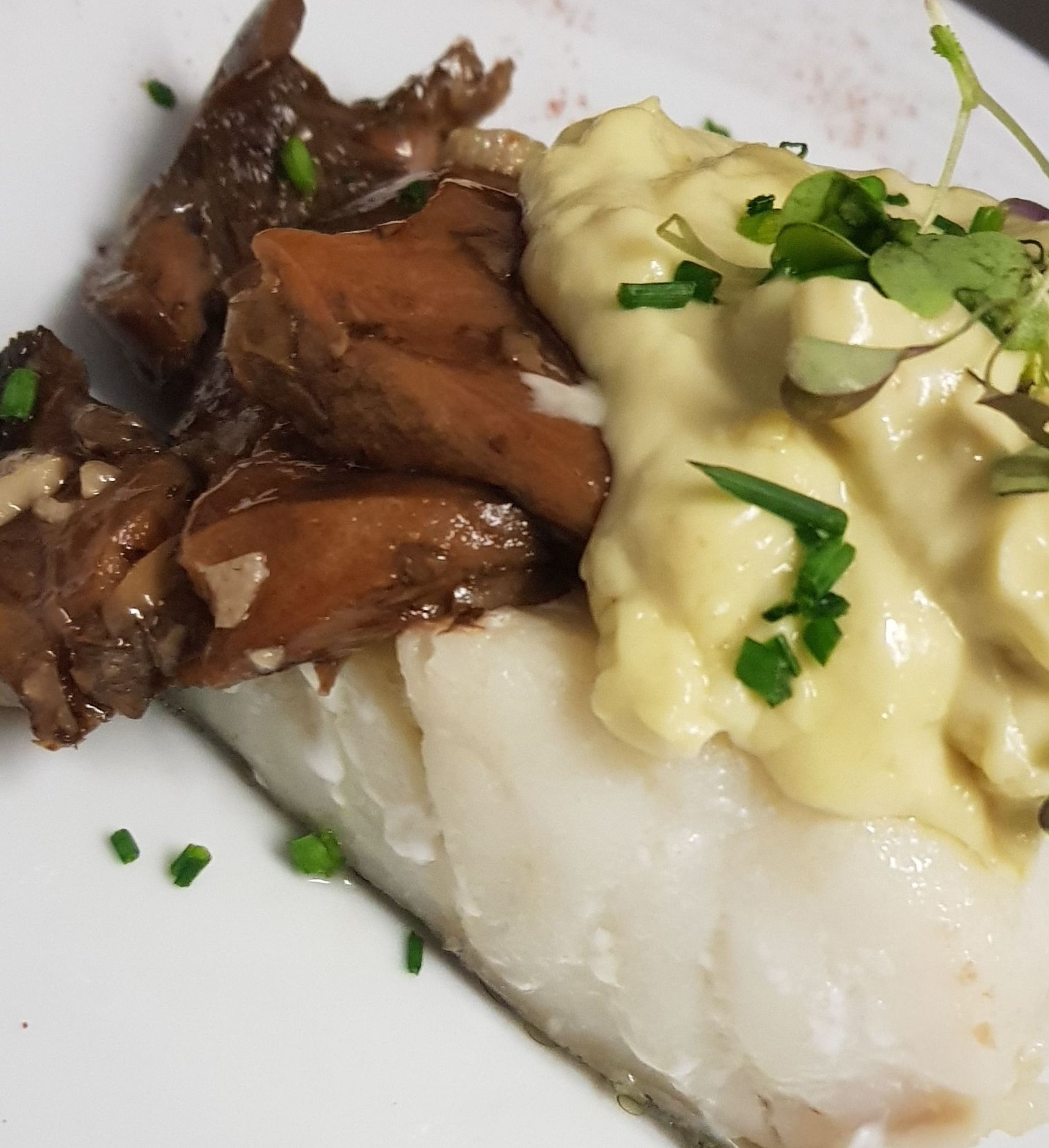 Bacalao con Niscalos y Emulsion de Pil-Pil