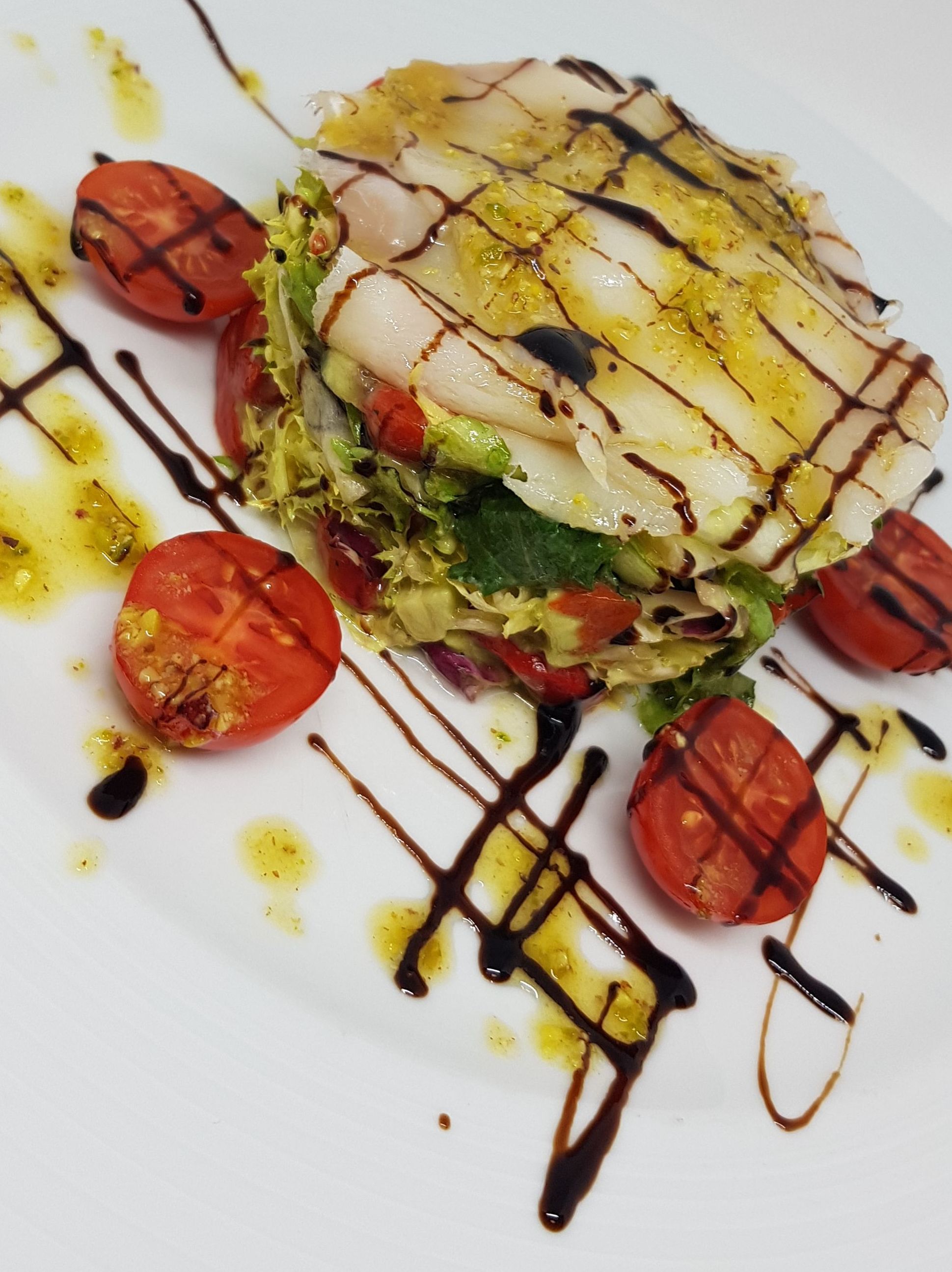 Ensalada de Bacalao Ahumado con Vinagreta de Pistacho