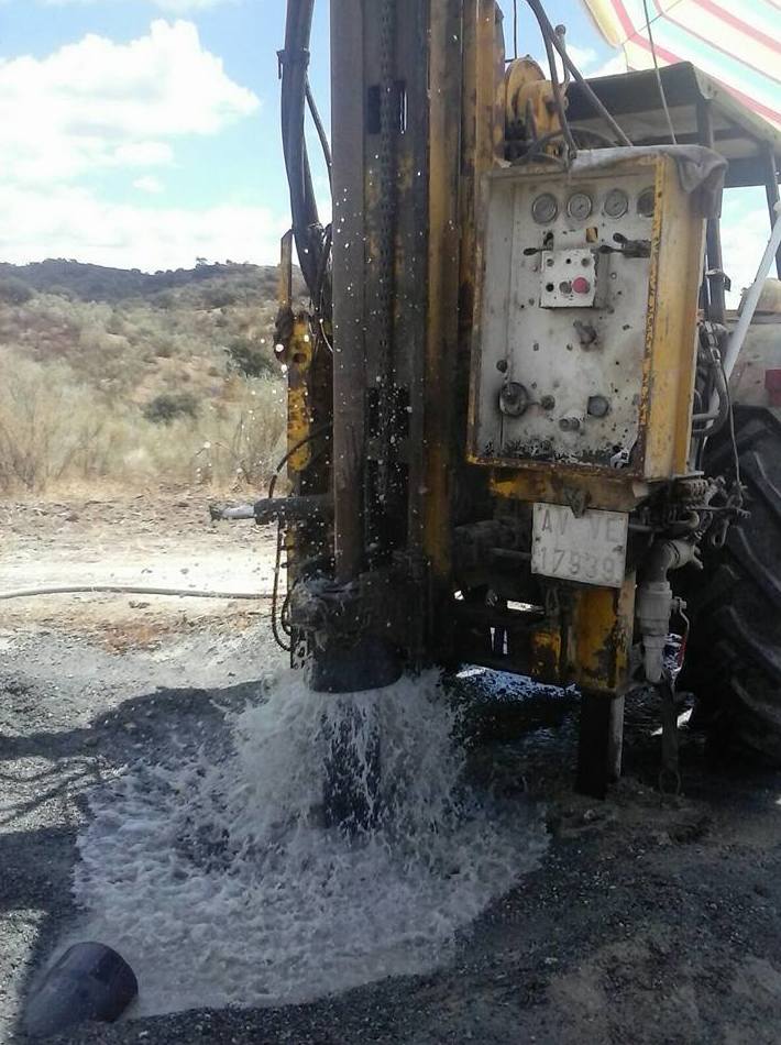 Perforaciones para localizar agua