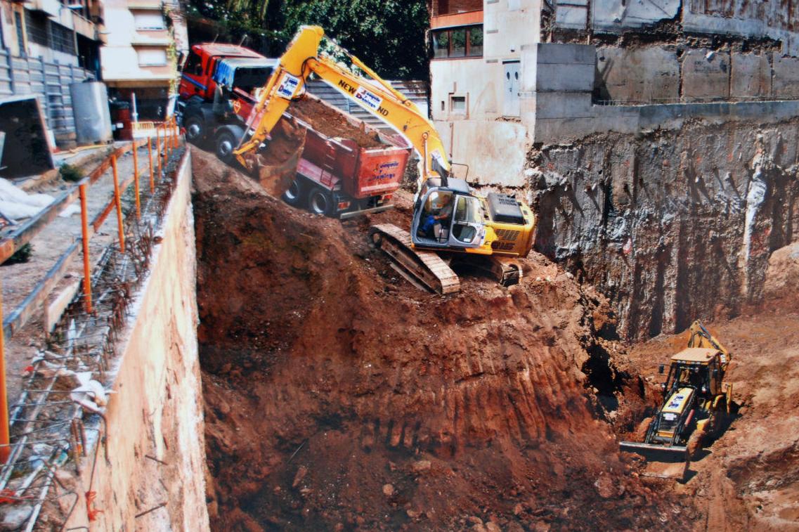 Excavación a cielo abierto a 14 metros.