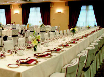 SALON BANQUETES