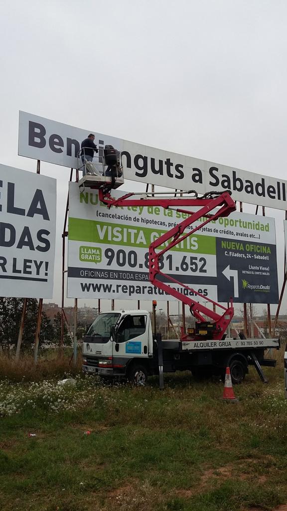 Alquiler de camión-grúa en Terrassa