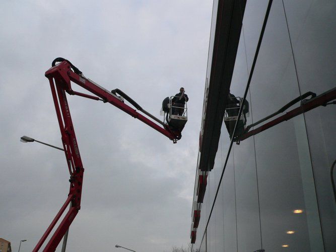 Personal altamente cualificado para la limpieza industrial en Terrassa