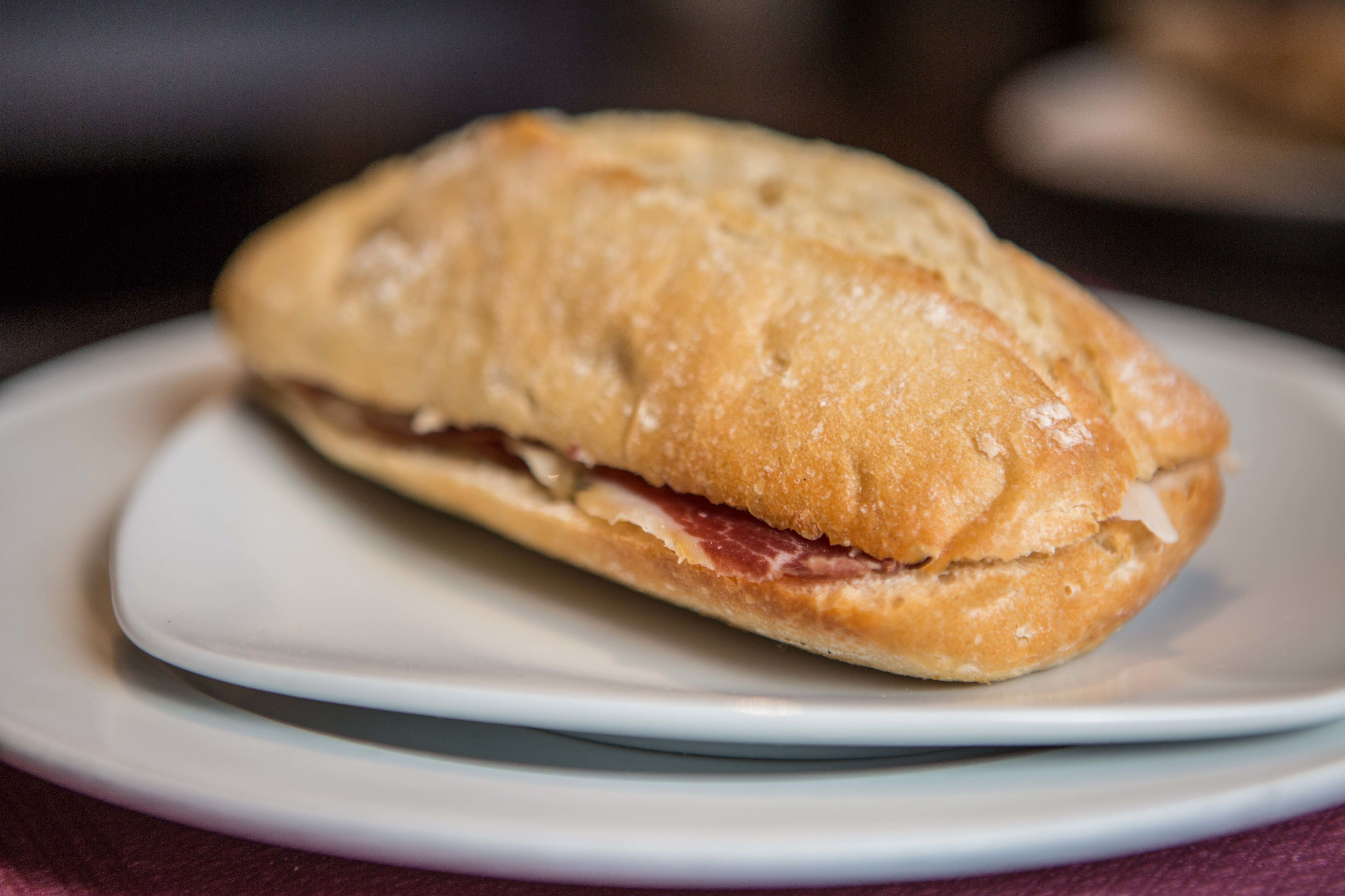 Bocadillo de jamón ibérico