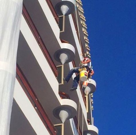 Rehabilitación y pintado de fachada. (Hotel Bulls Escorial, Gran Canaria)