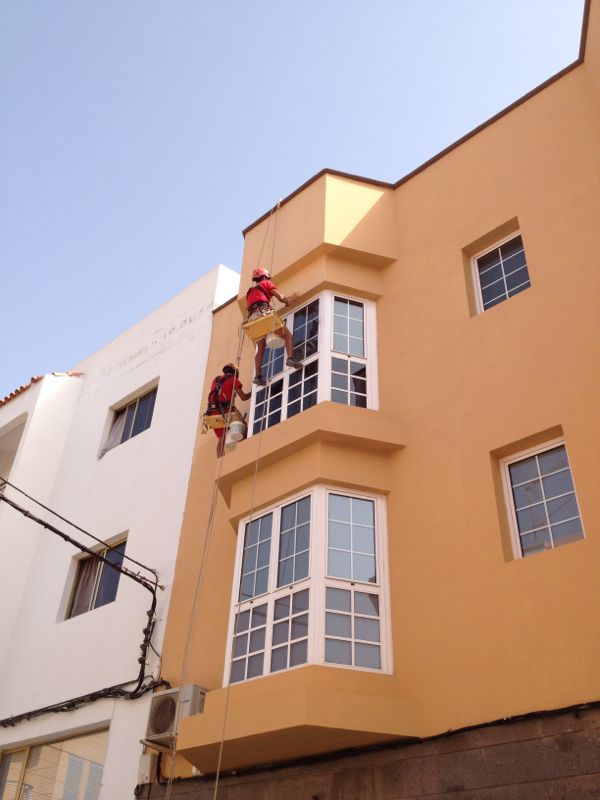 Rehabilitación de fachada (FUERTEVENTURA)