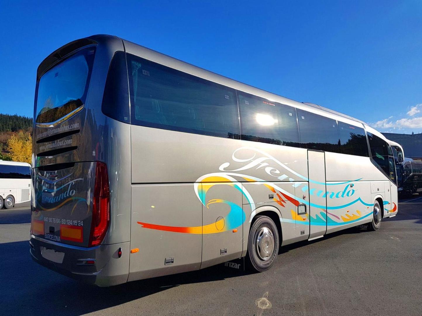 Alquiler de buses y microbuses en Llobregat