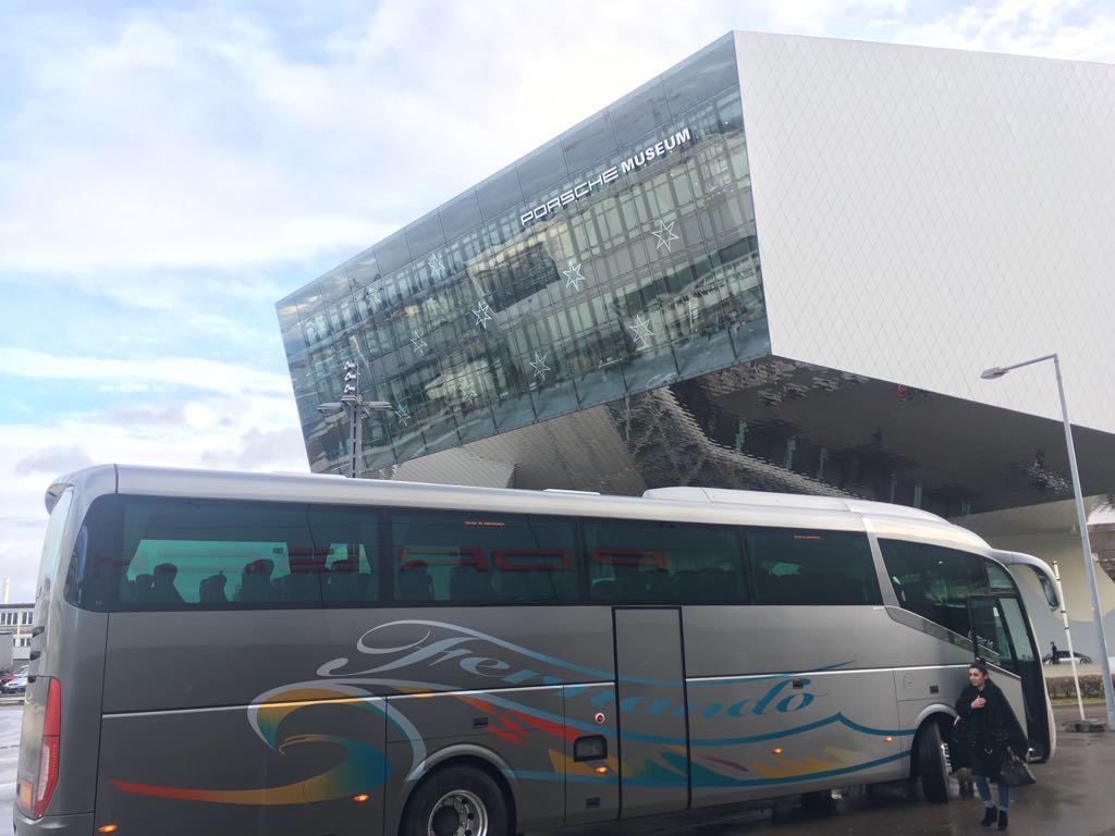 Alquiler de buses y microbuses en Llobregat