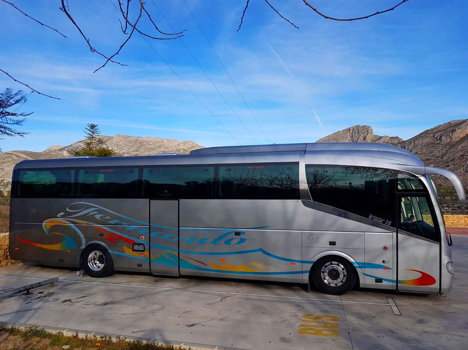 Alquiler de autobuses en Esplugues de Llobregat