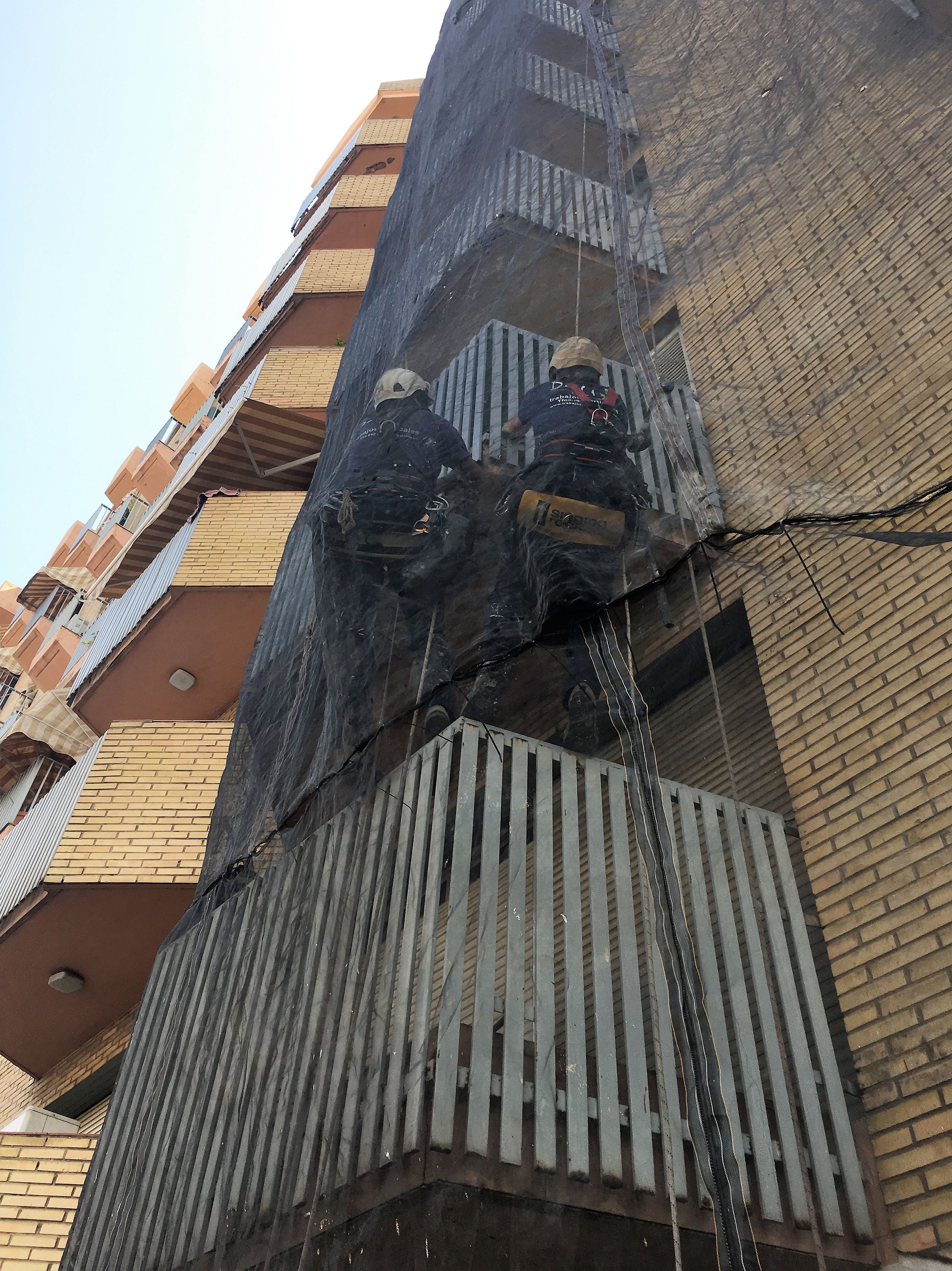 Trabajos verticales Sevilla | Dali Trabajos Verticales