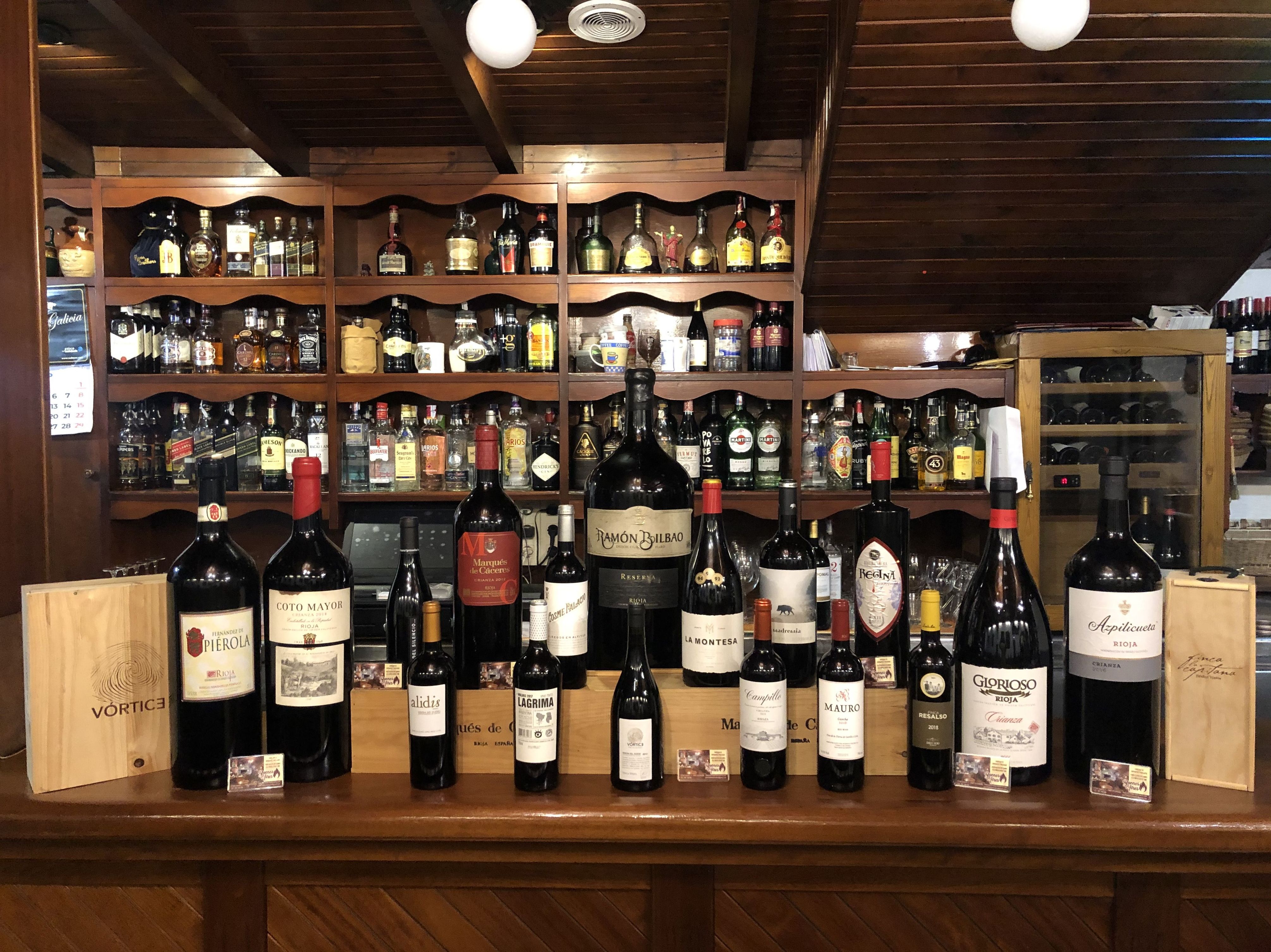 Disfruta de nuestros vinos - Parrillada Buenos Aires A Coruña