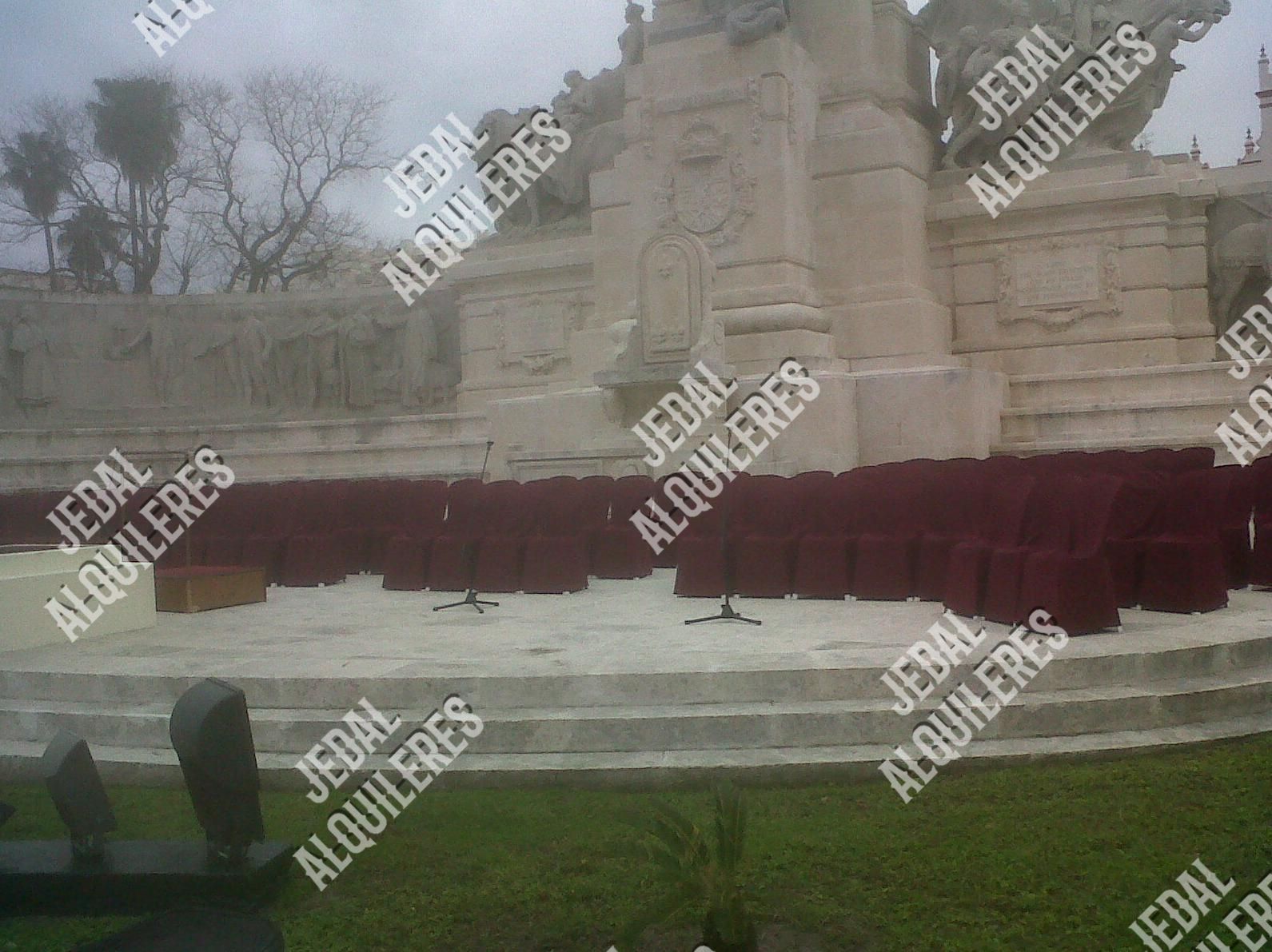 Alquiler de sillas y mesas para fiestas en Jerez de la Frontera