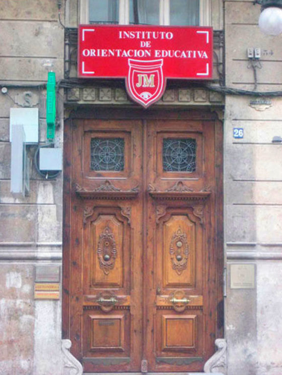 Academia en el centro de Valencia: INSTITUTO DE ORIENTACIÓN EDUCATIVA JM. VALENCIA