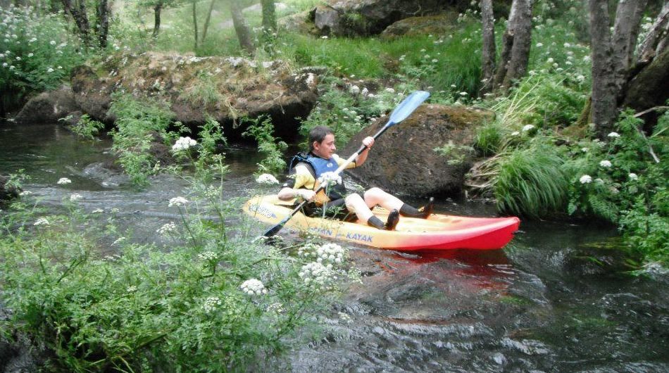 Rutas en Kayak por el cauce inicial de río Miño (Lugo)