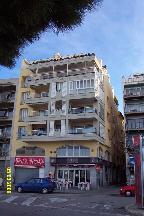 Edificio Virgen del Rocío en Roses