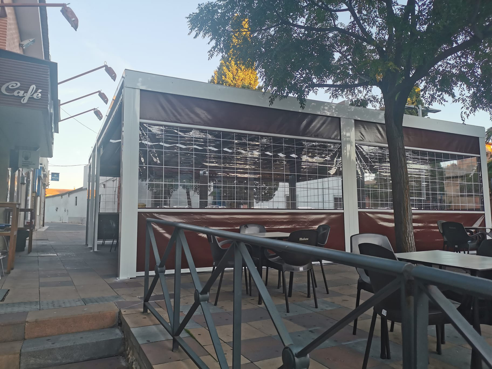 Cafetería restaurante en Azuqueca de Henares