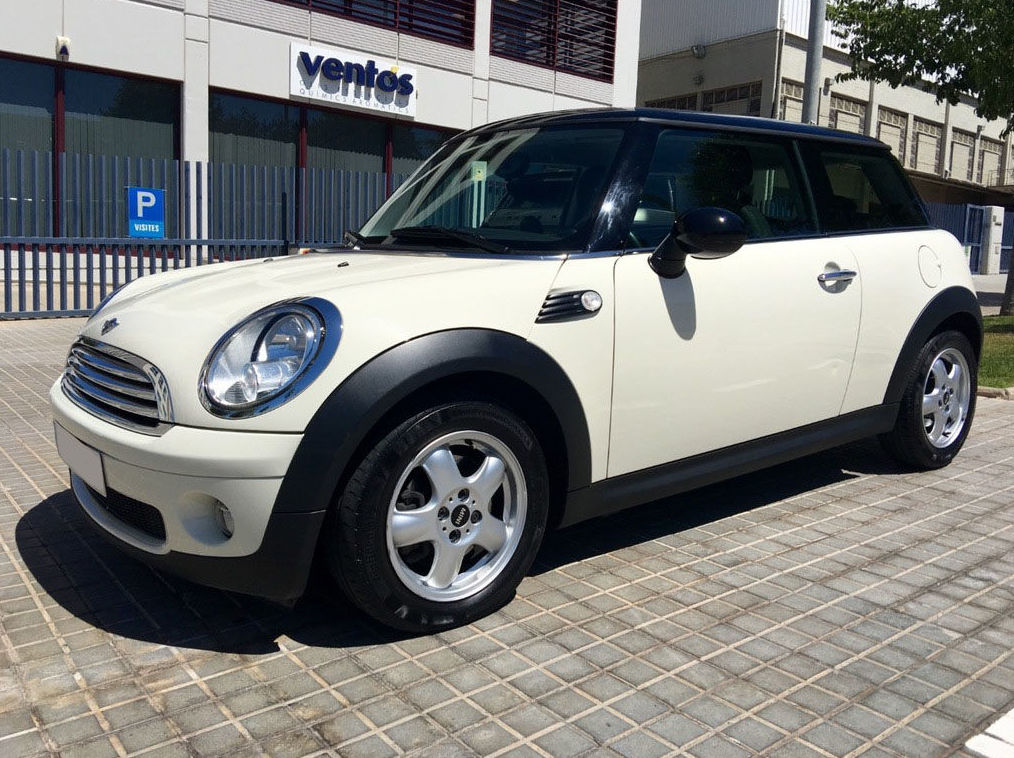 Mini tres puertas Cooper 122 cv