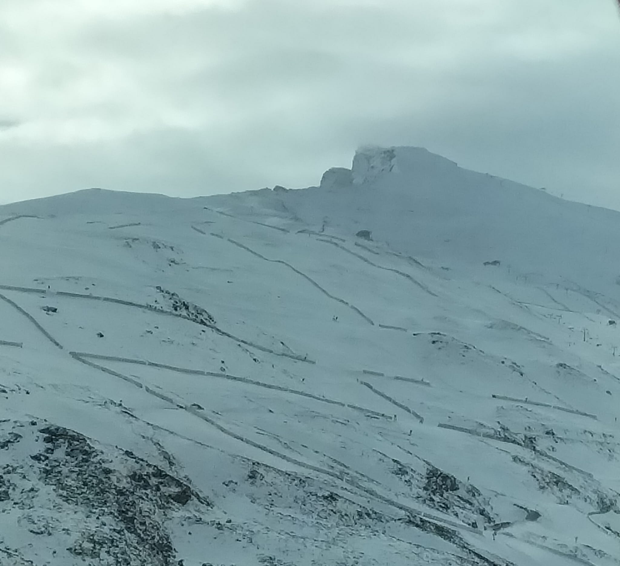 Esquí y alojamiento en Sierra Nevada