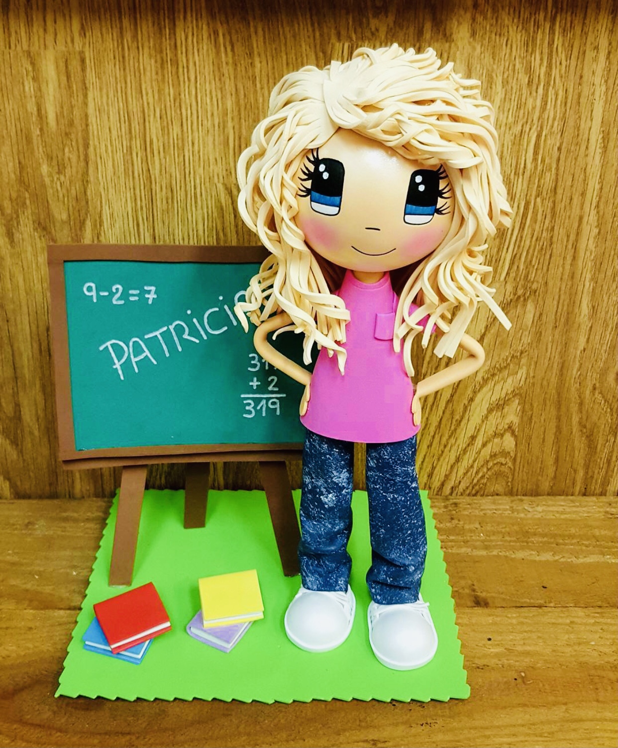 Fofucha personalizada de maestra