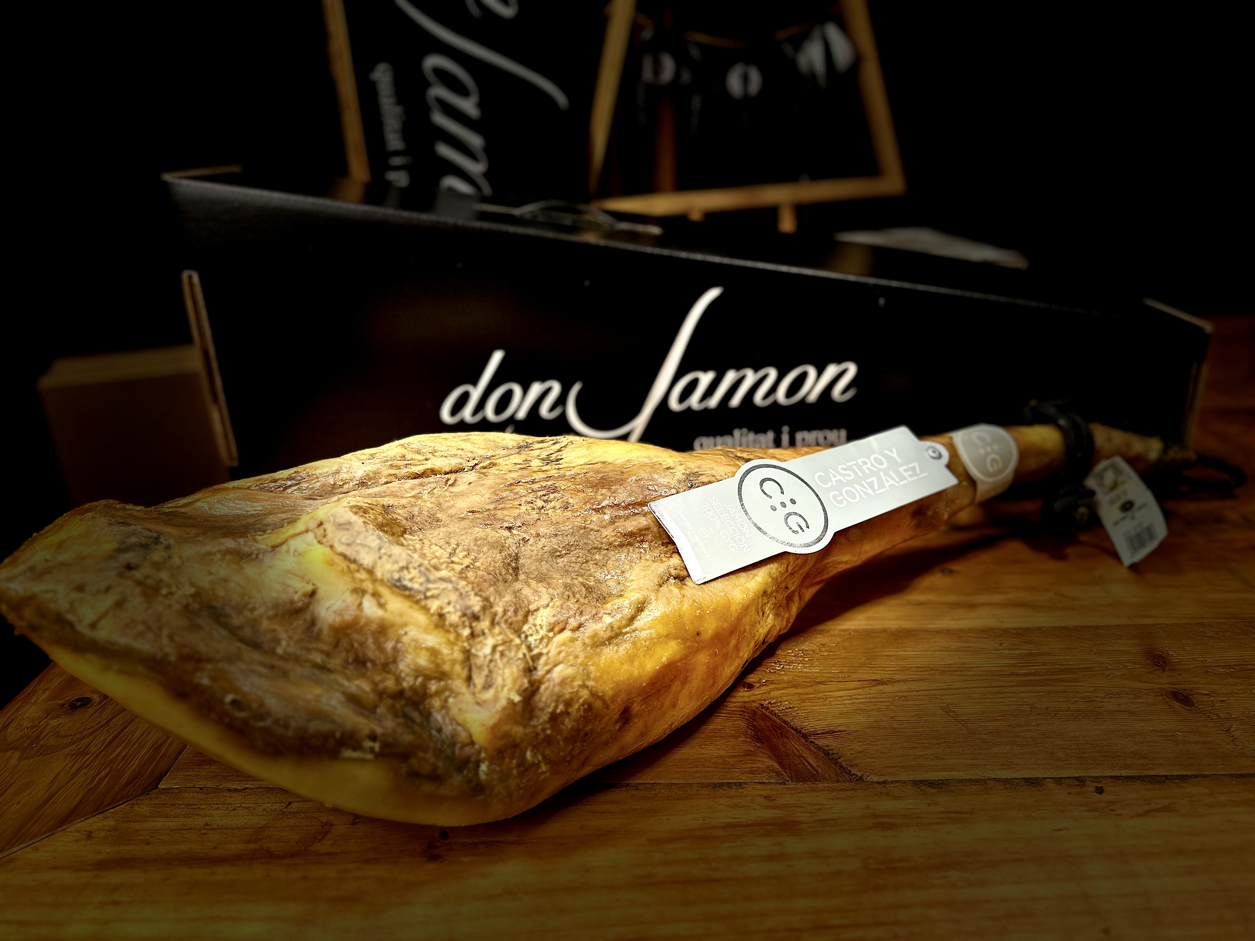 Comprar jamón ibérico en Vic