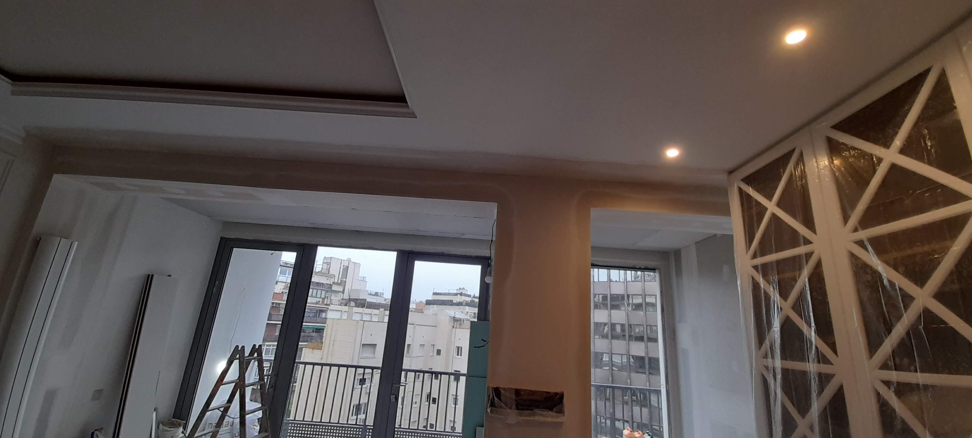 Colocación de pladur en piso de Barcelona