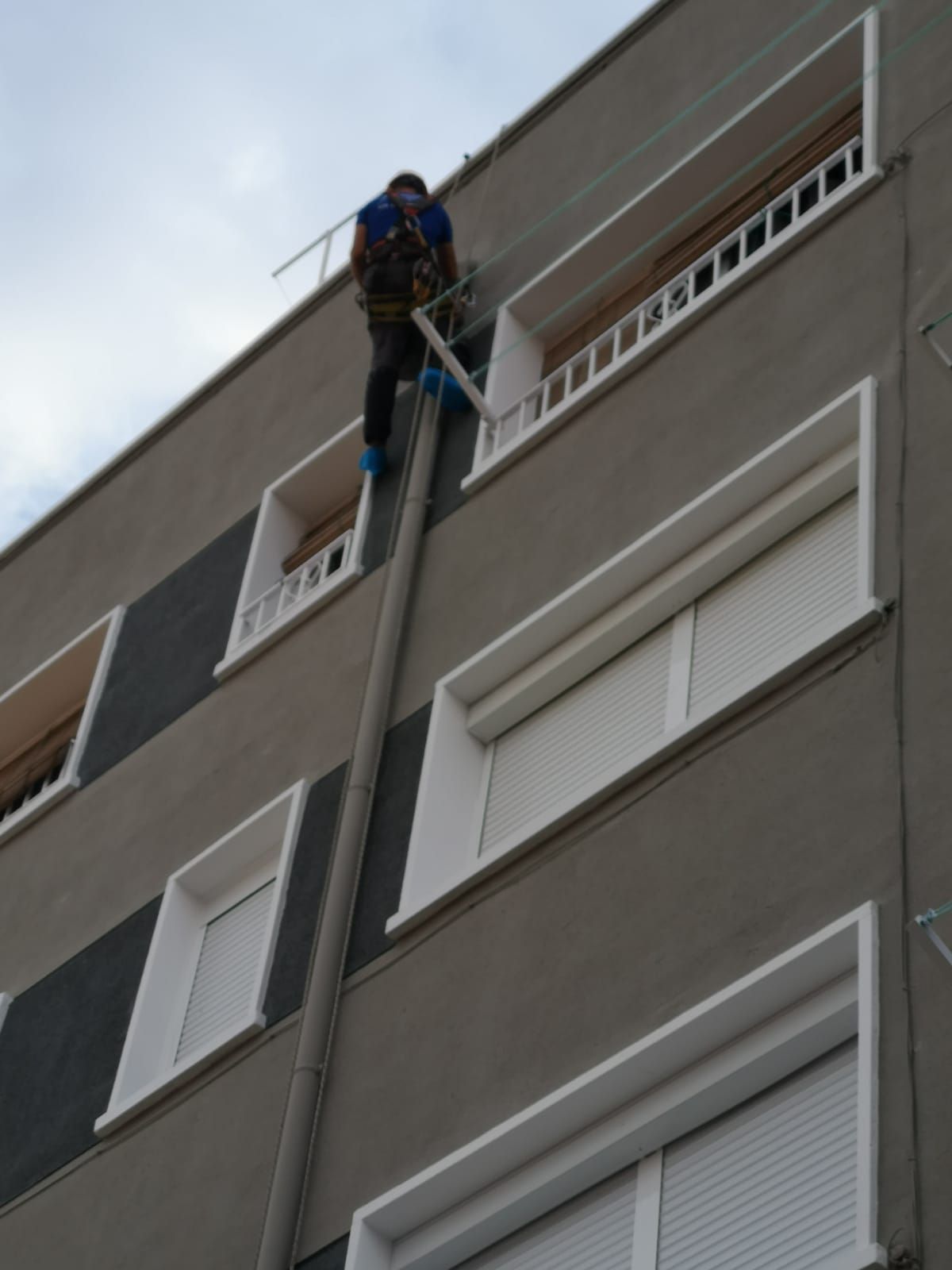 Trabajos verticales en Mollet del Vallès