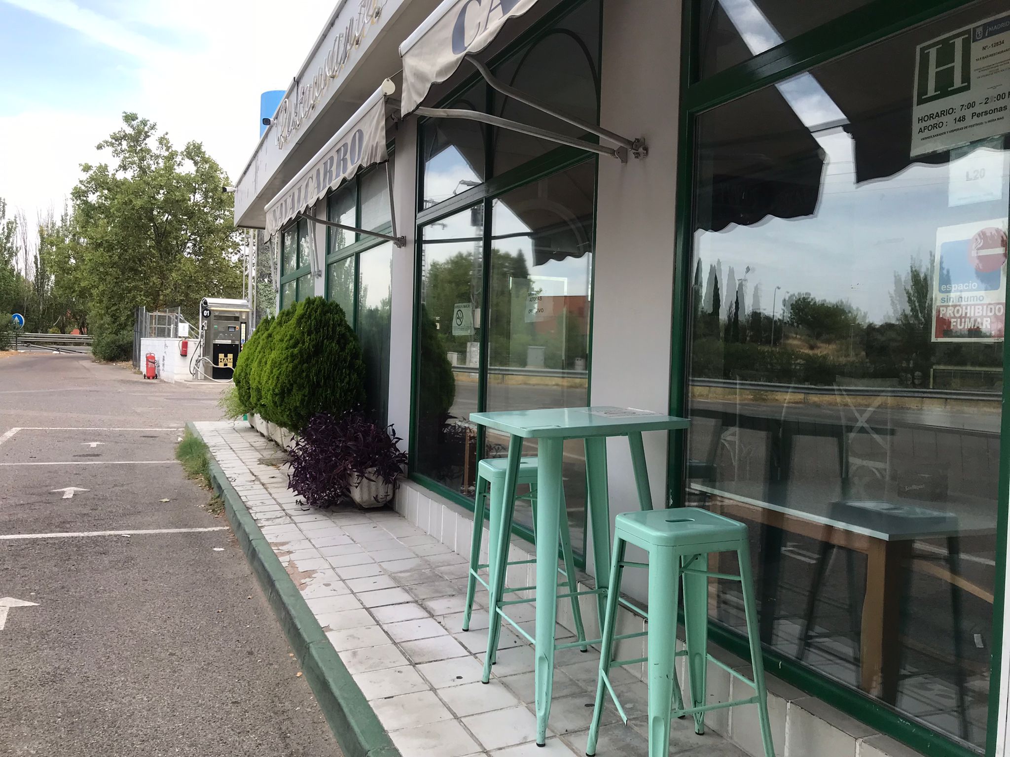 Gasolinera con bar en Tres Cantos