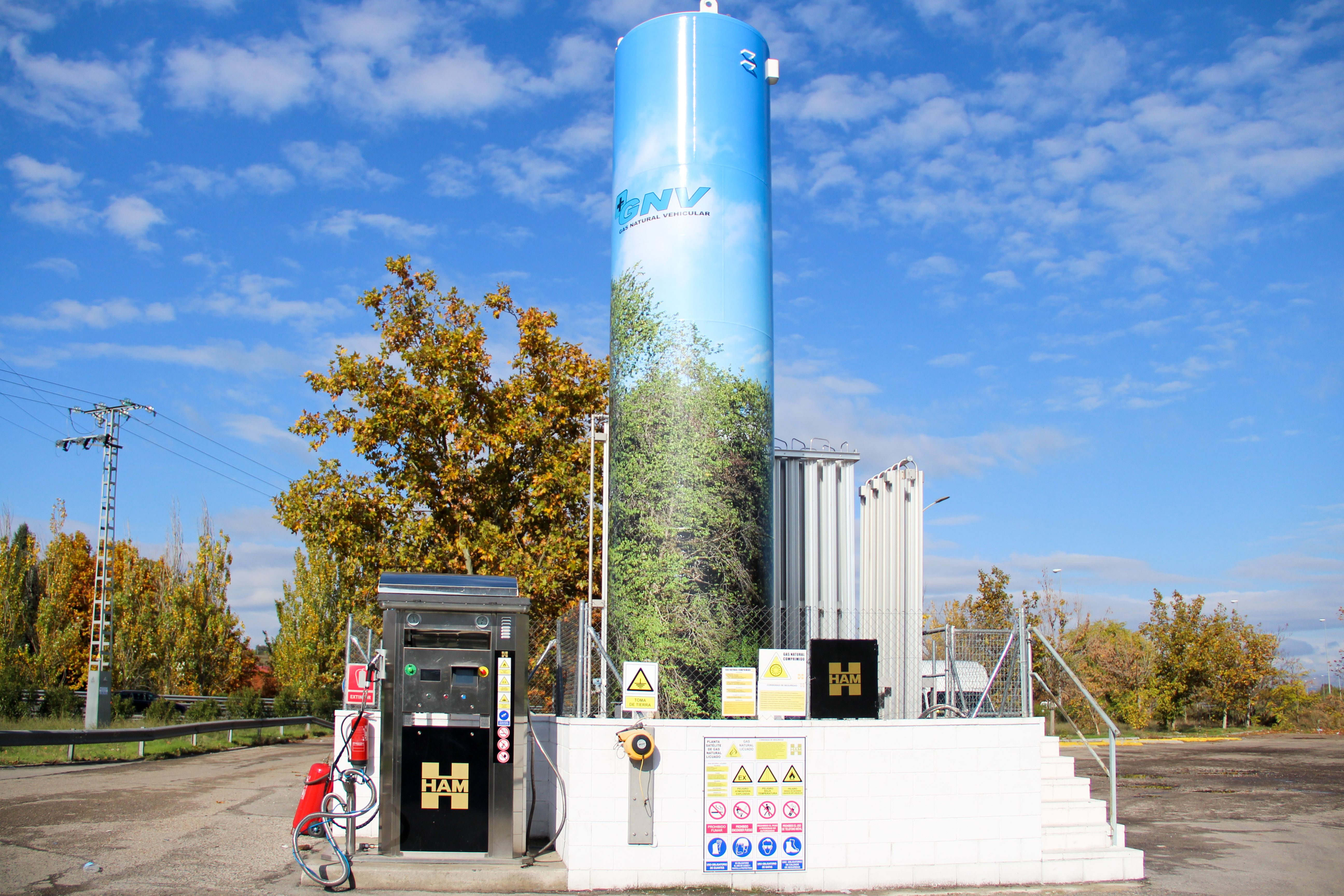 Zona gas natural licuado Estación de Servicio Navalcarro BP