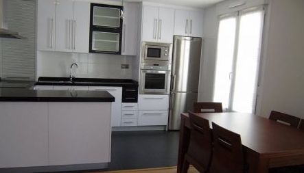 Cocina amueblada