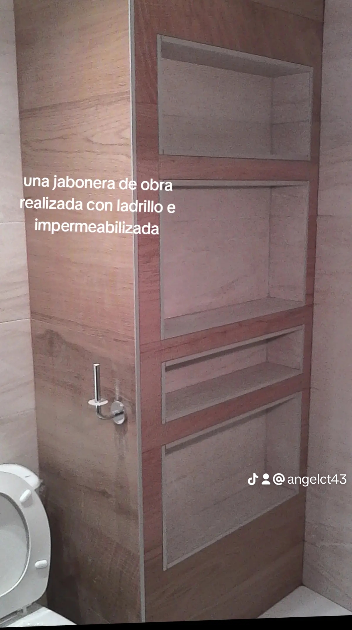 7b96904babfde095d3c85e7d4e94bbca_0