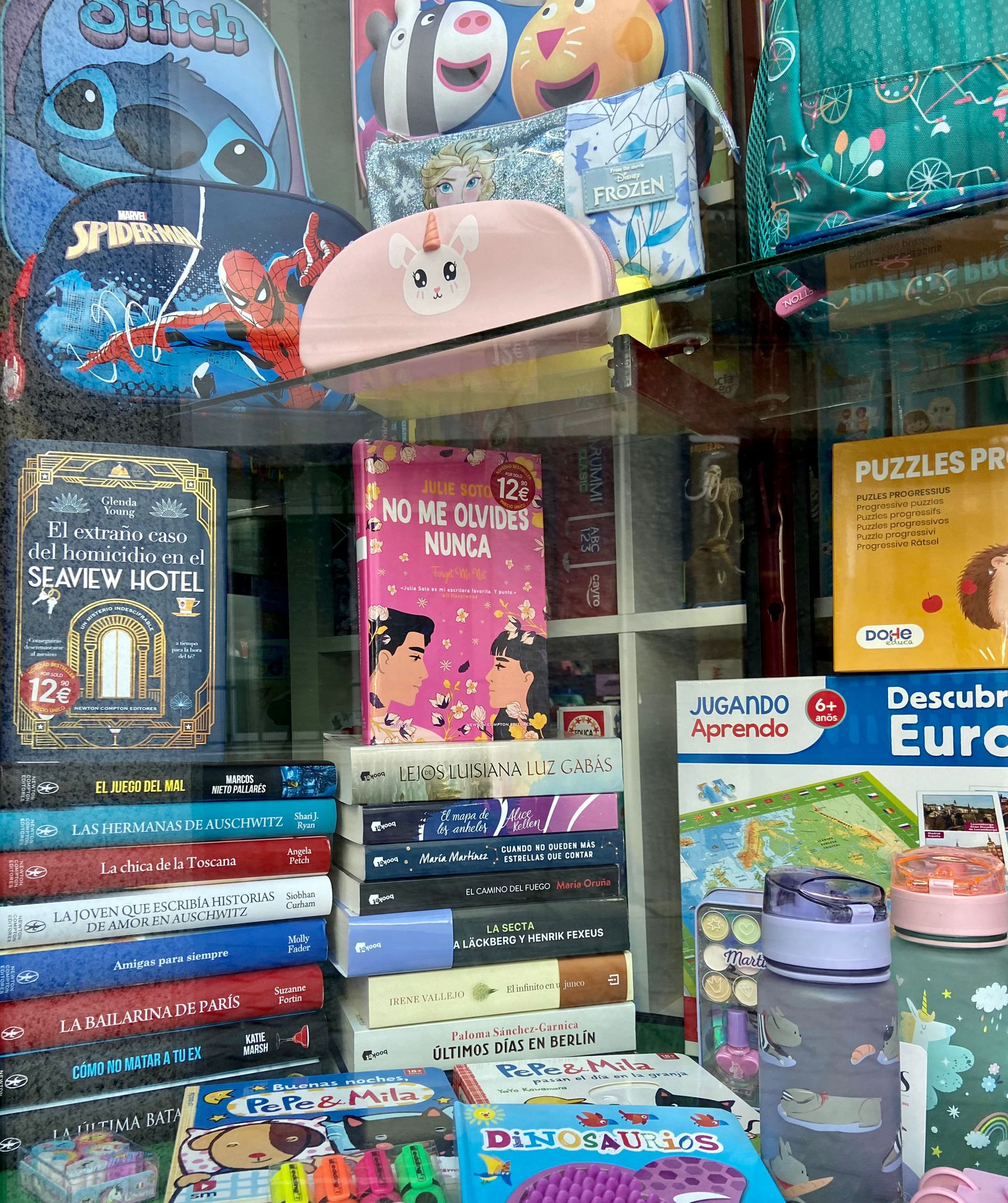 Venta de libros en Montehermoso