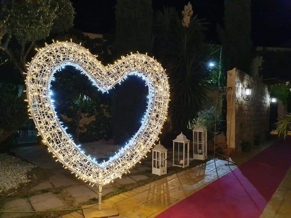 Iluminación para ceremonias al aire libre en Granada