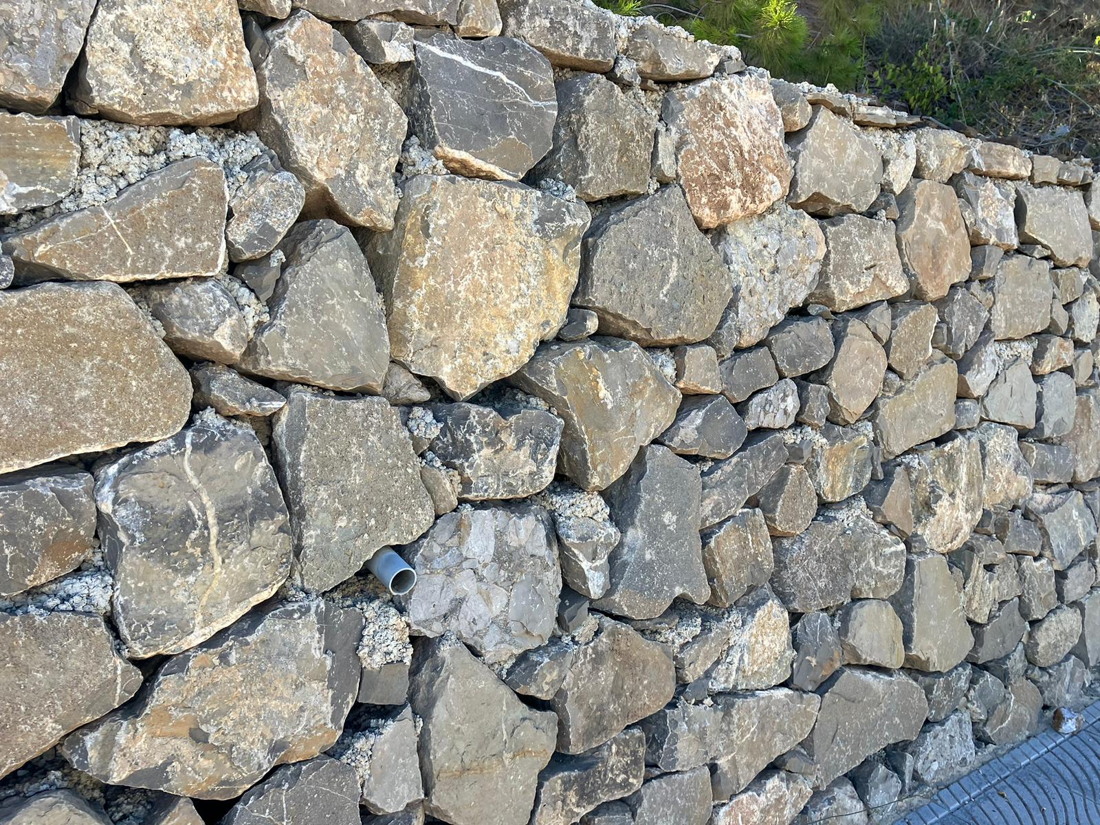 Construcción de muros en Cádiz