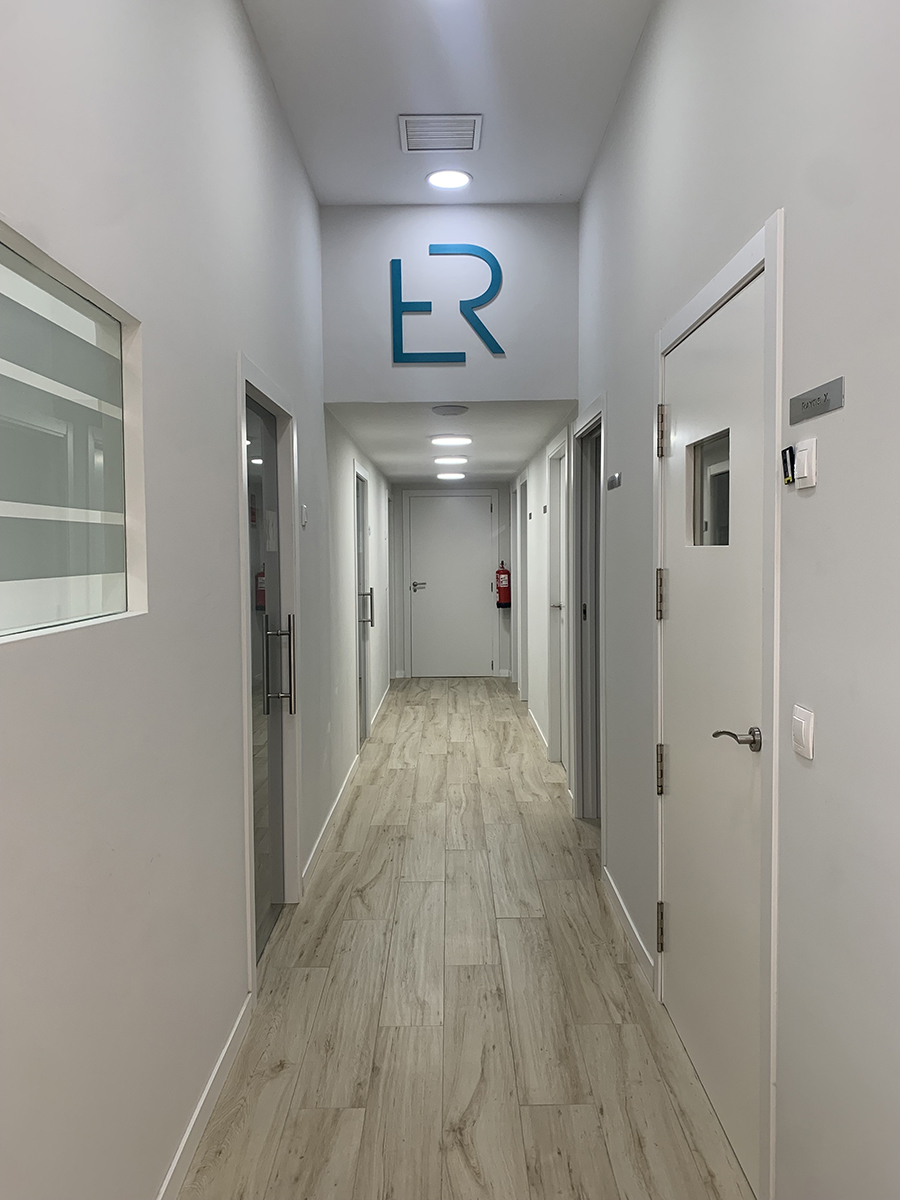 Implantes dentales económicos en Patraix, Valencia