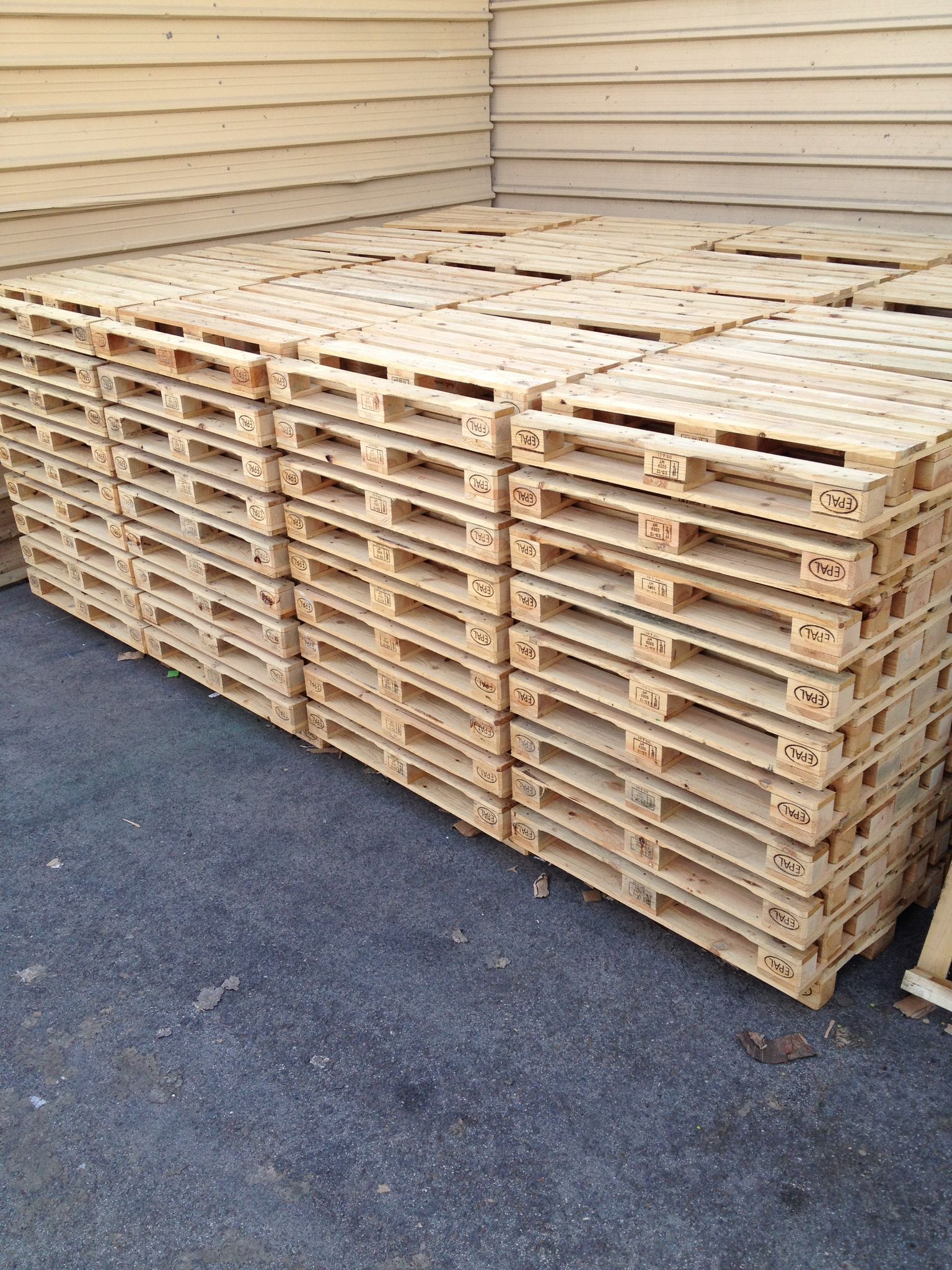 Compra venta de palets usados de madera