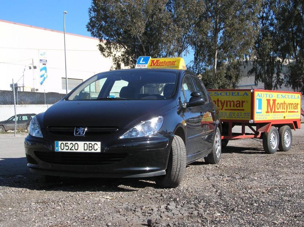 Coche con remolque