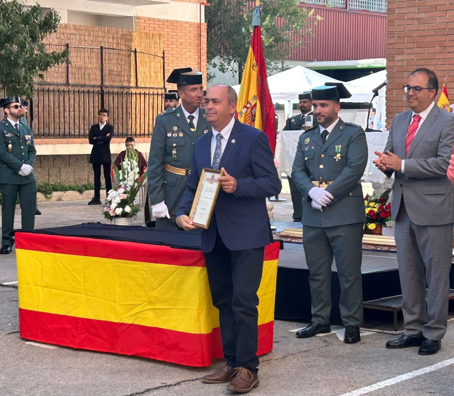 Diploma en reconocimiento de la trayectoria concedido por la Guardia Civil