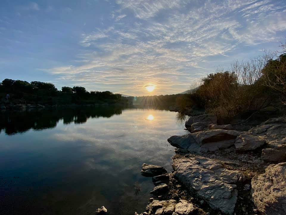 Escápate a la tranquilidad de nuestra casa rural en plena naturaleza