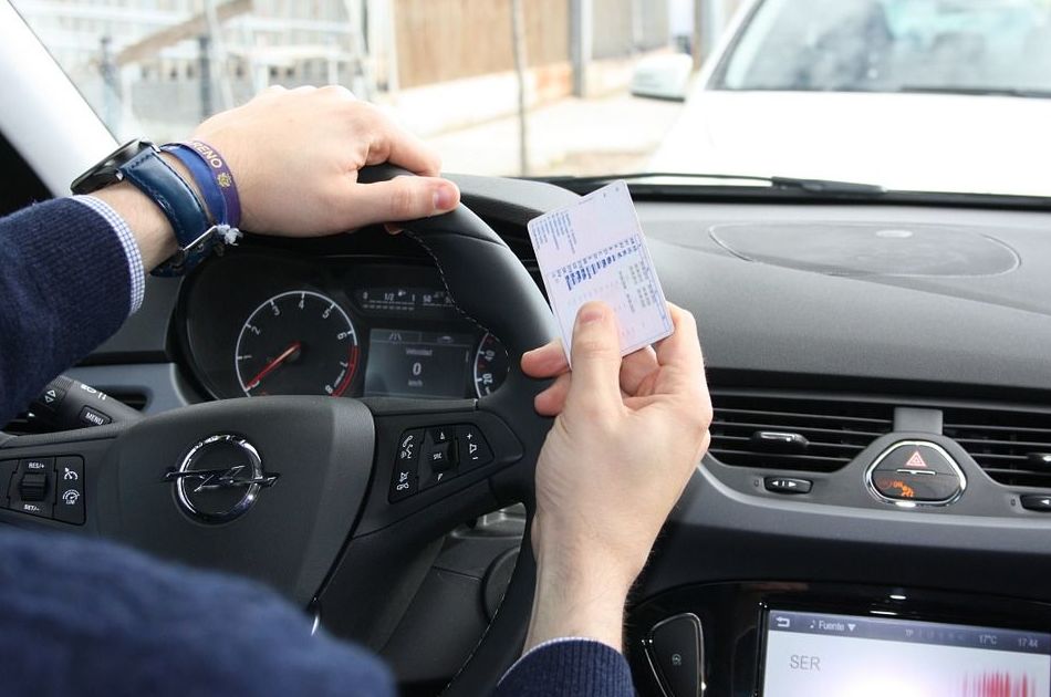 Los conductores perdieron cinco mil puntos del carné el pasado año en la ciudad de Avilés