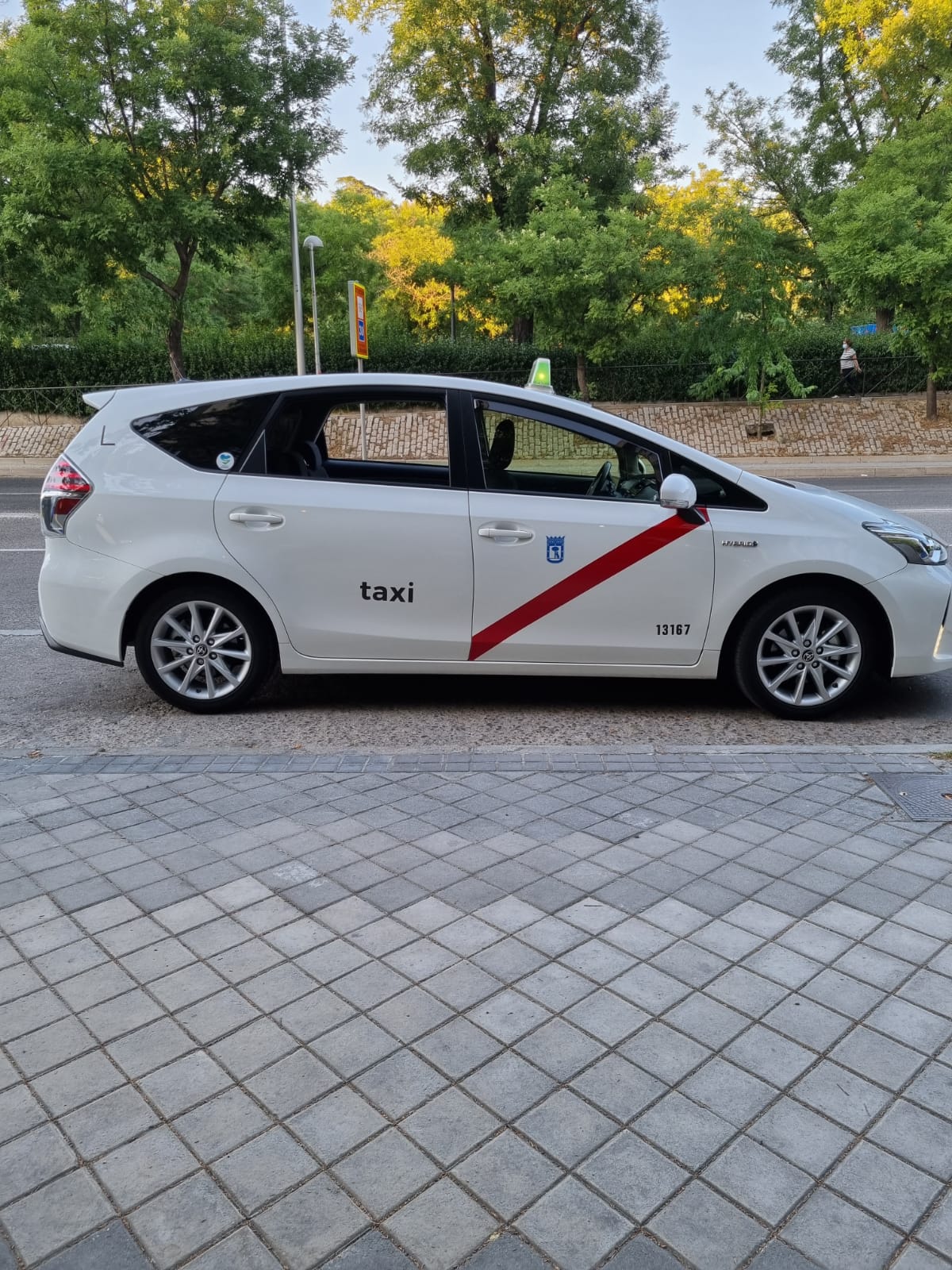 5 and 6-seater taxi