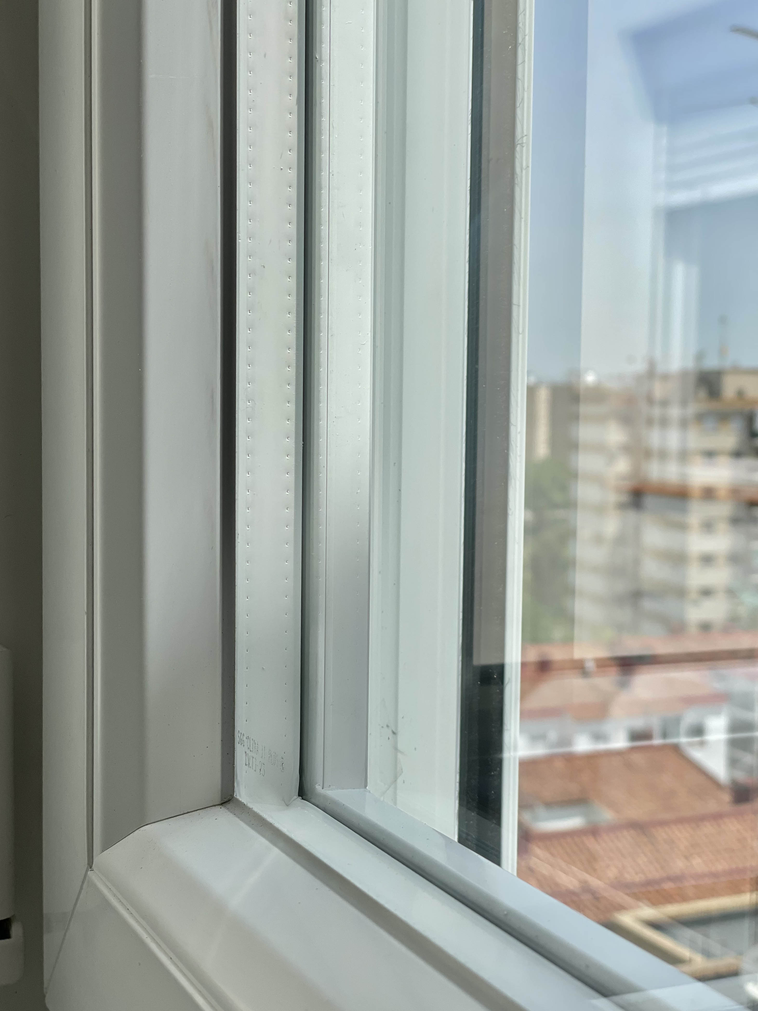 Qué es la rotura del puente térmico en las ventanas de PVC