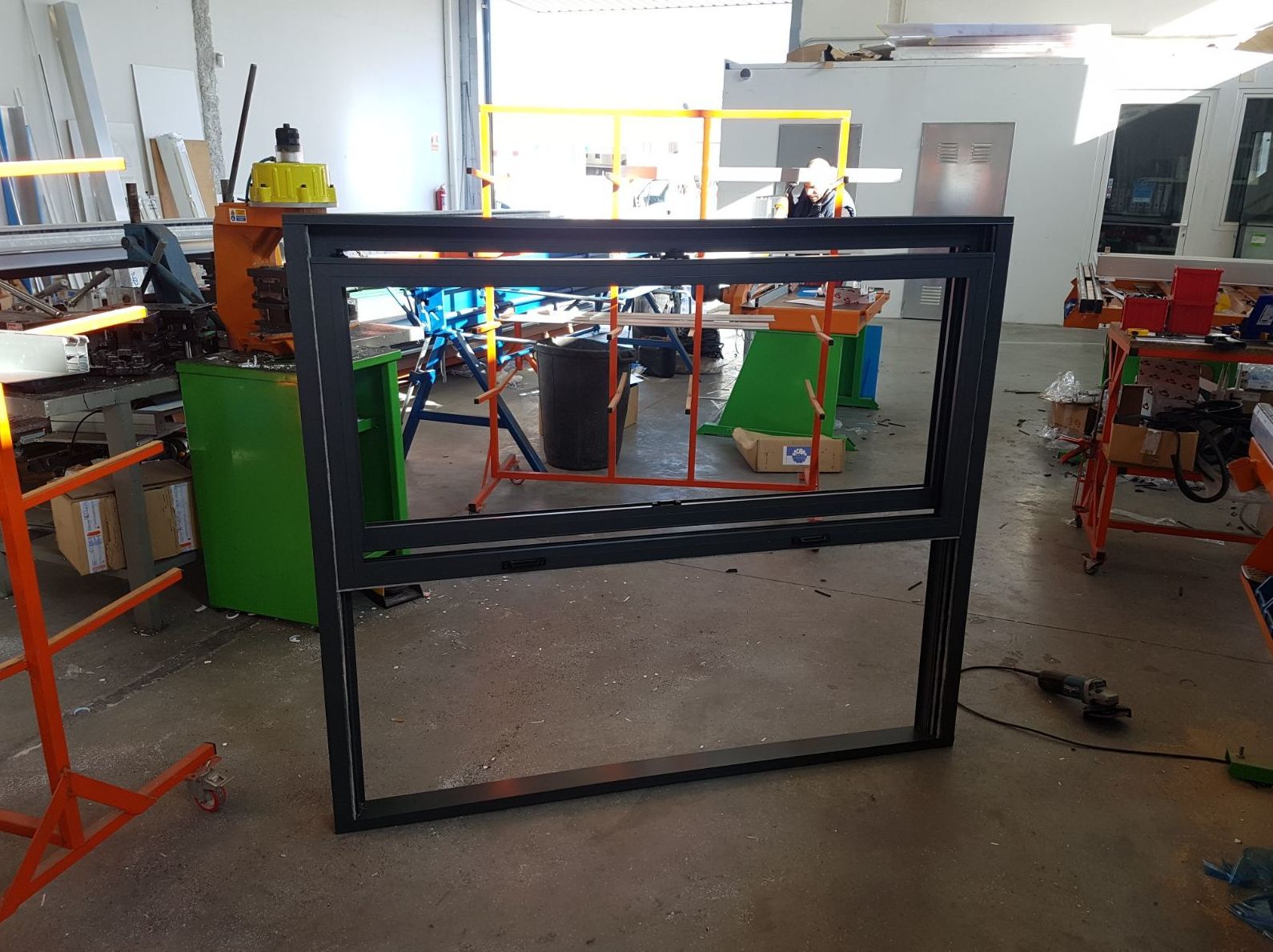 FABRICACIÓN DE GUILLOTINAS