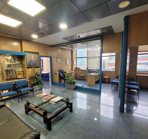 Nave industrial–oficina en venta en Las Tablas (Madrid) 1.566 m²