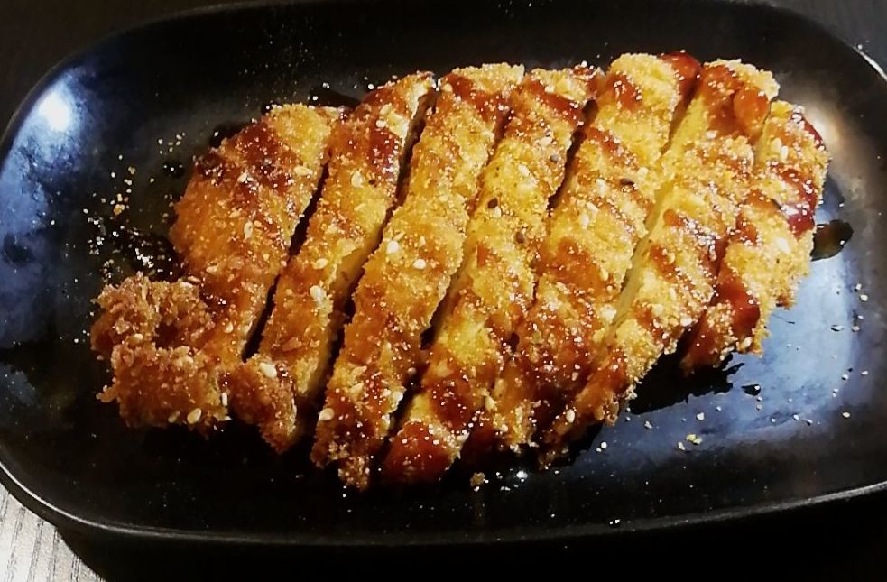 64. Pollo rebozado con salsa teriyaki y picante